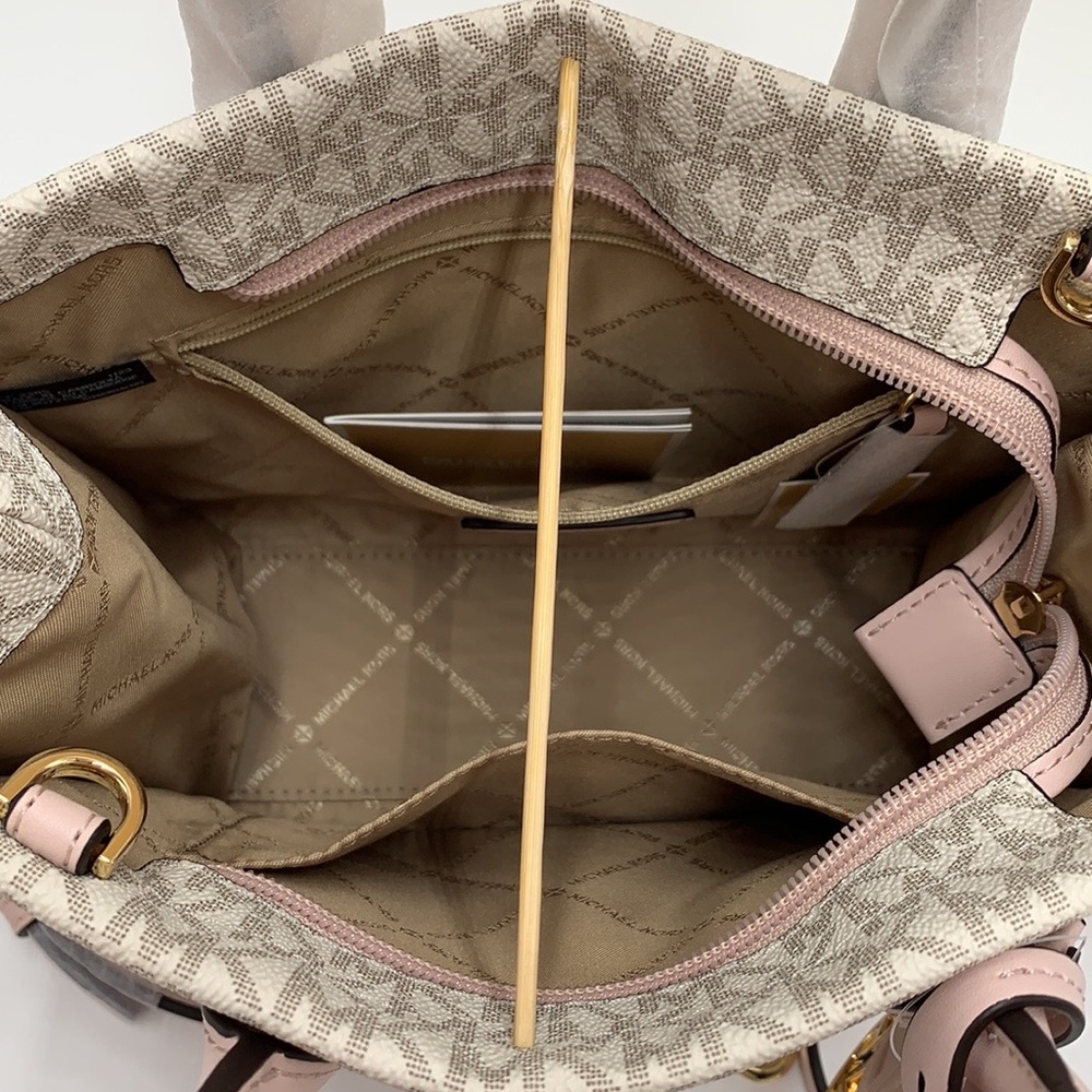 MICHAEL KORS MIRELLA SMALL
SHOPPER TOP ZIP XBODY POWDER
BLUSH MULTI SIGN… - Picture 15 of 16